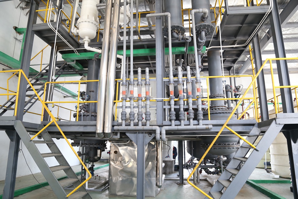 电子级氢氟酸设备-2.jpg
